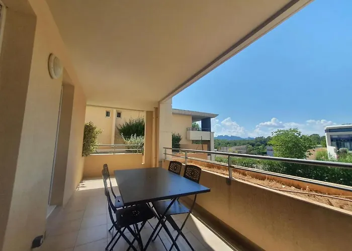 Location D\'Un Superbe Appartement Avec Piscine